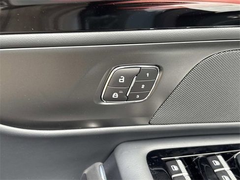 New 2026 Lincoln Nautilus Reserve w/ Jet Appearance Package image 21