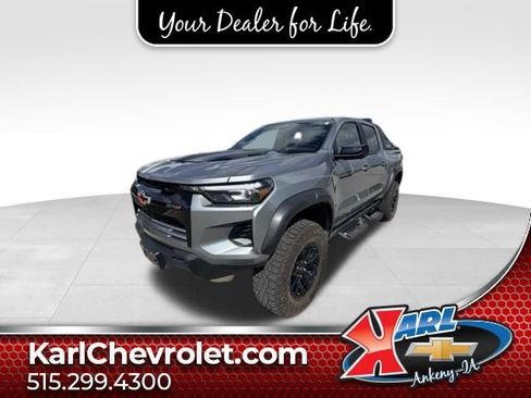 Certified 2025 Chevrolet Colorado ZR2 w/ Midnight Edition AWD/4WD image 1