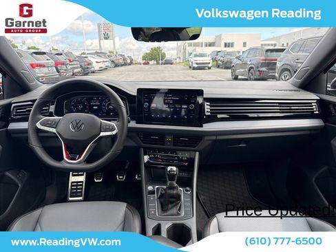 Used 2026 Volkswagen Jetta GLI Autobahn FWD image 12