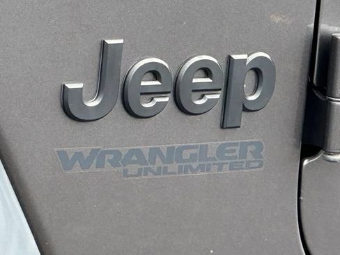 Used 2021 Jeep Wrangler Unlimited Sport AWD/4WD image 5