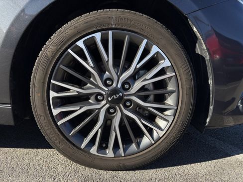 Used 2024 Kia Forte GT-Line image 33