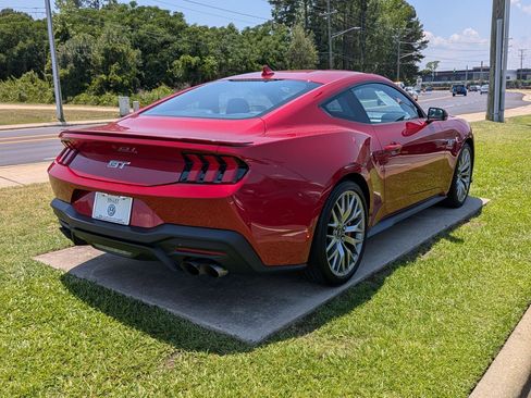 Used 2024 Ford Mustang GT Premium RWD image 2