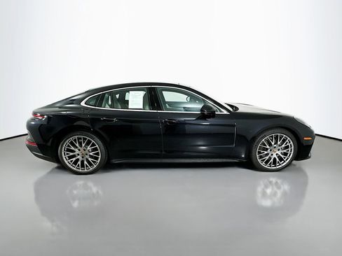 Used 2024 Porsche Panamera 4 image 8