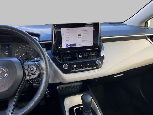 Used 2023 Toyota Corolla LE FWD image 7