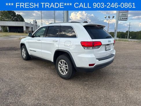 Used 2019 Jeep Grand Cherokee Laredo RWD image 8