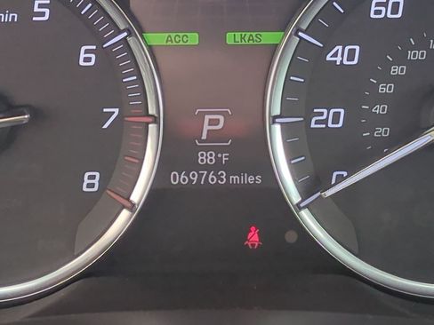 Used 2019 Acura TLX FWD image 22