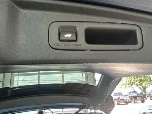 Used 2024 Honda CR-V EX-L image 25