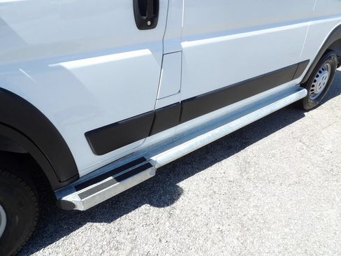 Used 2025 RAM ProMaster 2500 w/ U-Haul Equipment Group FWD image 39