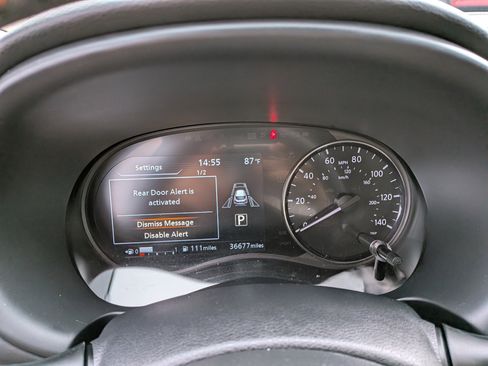 Used 2022 Nissan Kicks SR w/ Interior Electronics Package FWD image 28