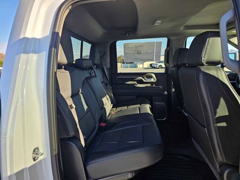 New 2026 GMC Sierra 2500 Denali w/ Denali Reserve Package image 12