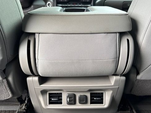 Used 2021 Chevrolet Silverado 1500 RST AWD/4WD image 17