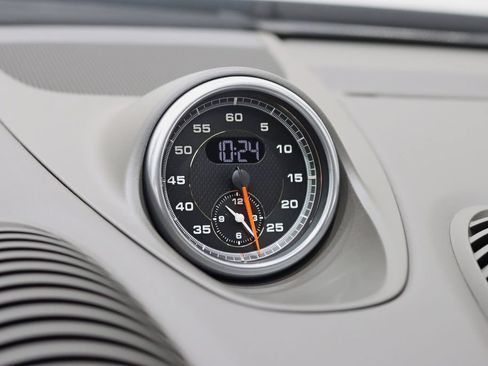 Used 2025 Porsche 718 Cayman GTS RWD image 19