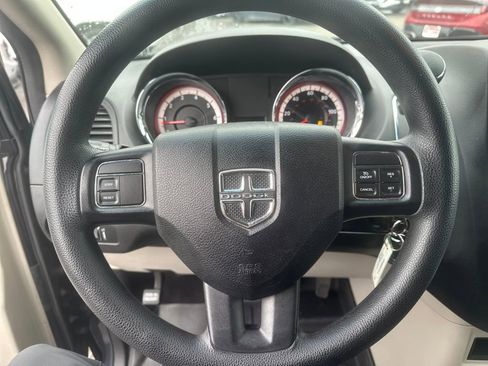 Used 2014 Dodge Grand Caravan SE w/ Quick Order Package 29E SE image 16