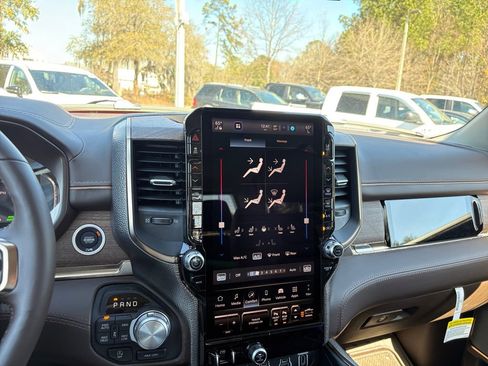 New 2026 RAM 1500 Limited w/ Trailer Tow Group image 28