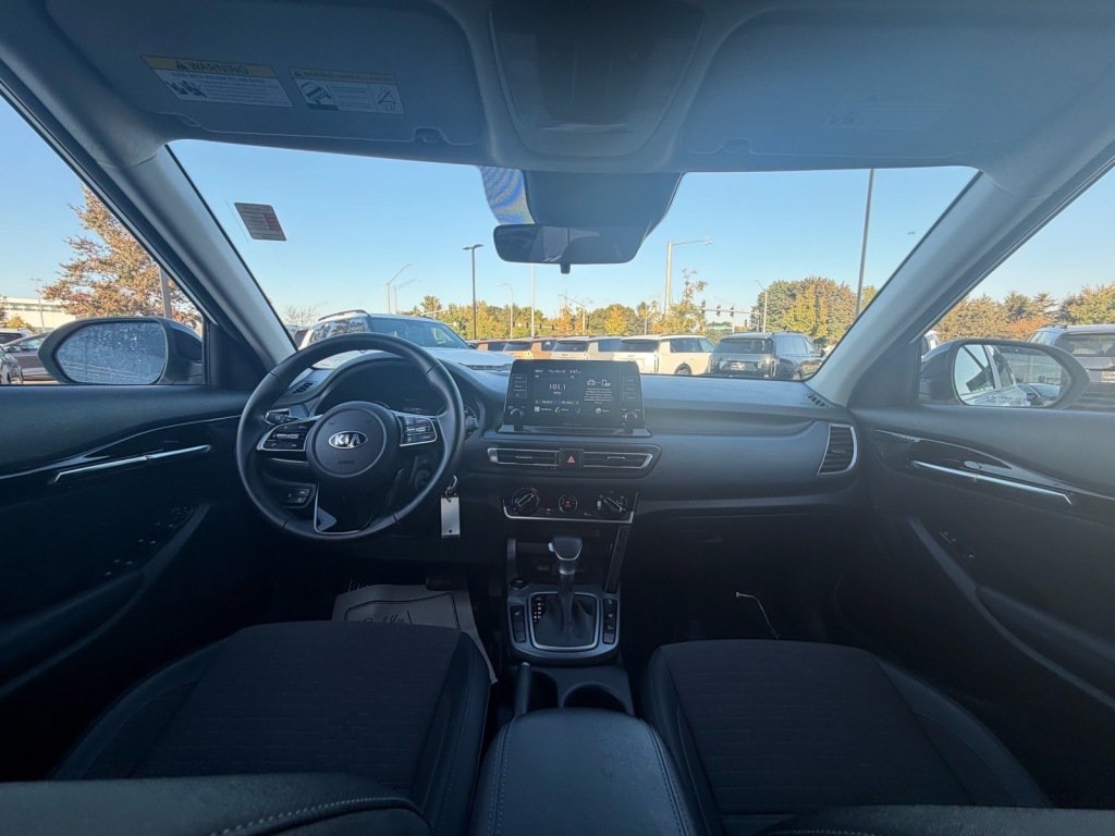 Used 2021 Kia Seltos S AWD/4WD image 7