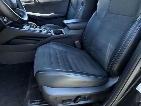 Used 2024 Mitsubishi Outlander AWD image 21