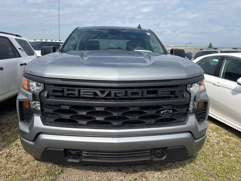 Used 2026 Chevrolet Silverado 1500 Custom w/ LPO, Dark Essentials Package AWD/4WD image 3