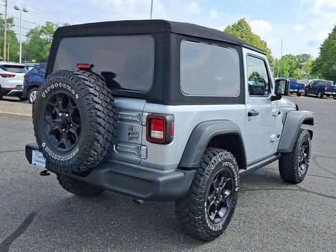 Used 2022 Jeep Wrangler Sport AWD/4WD image 8