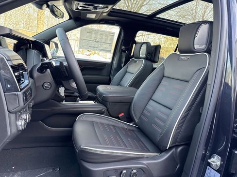 New 2026 GMC Yukon XL AT4 Ultimate image 11