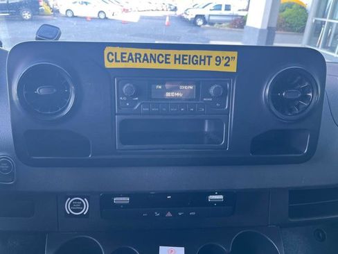 Used 2019 Mercedes-Benz Sprinter 170 image 16