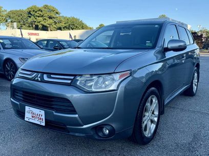 Used 2014 Mitsubishi Outlander SE