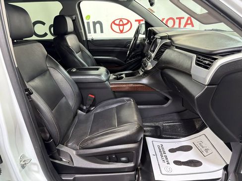 Used 2020 GMC Yukon XL SLT AWD/4WD image 12