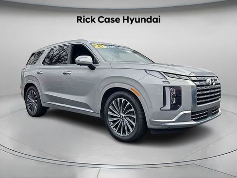 Used 2023 Hyundai Palisade Calligraphy image 9
