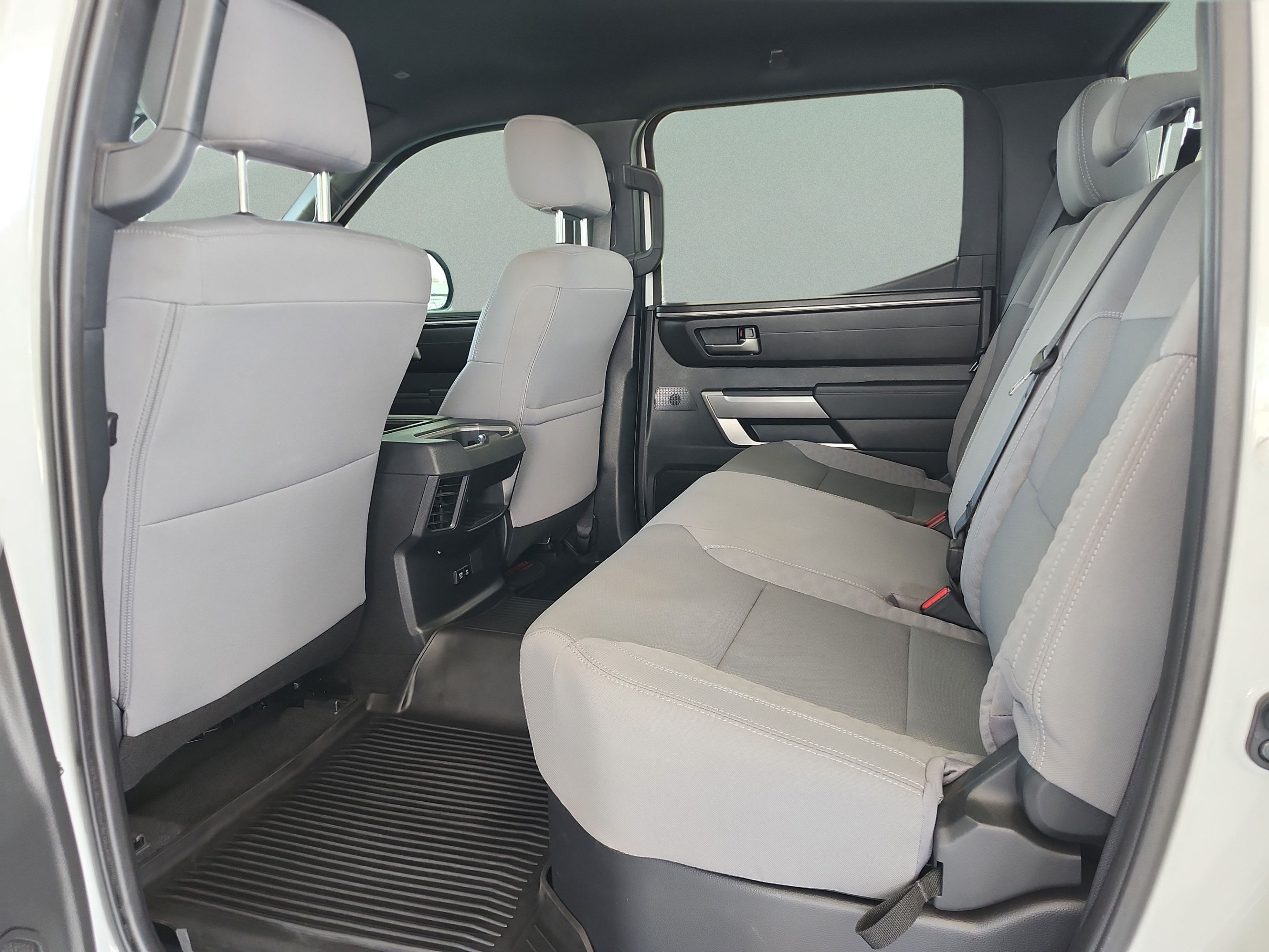 Used 2025 Toyota Tundra SR5 AWD/4WD image 17