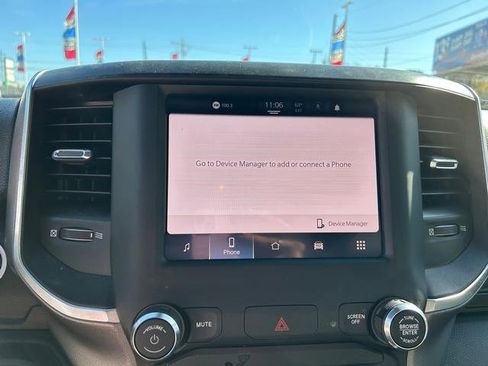 Used 2024 RAM 2500 Big Horn w/ Bed Utility Group image 17