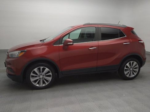 Used 2018 Buick Encore Preferred FWD image 2