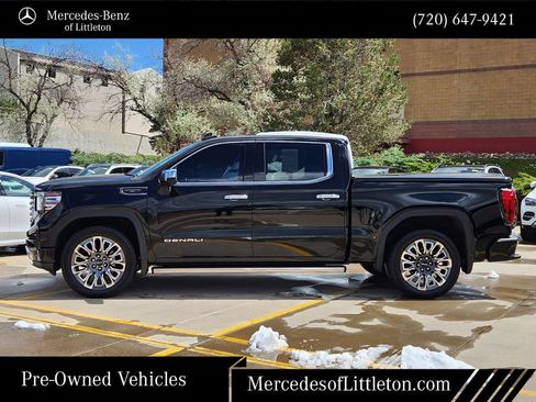 Used 2023 GMC Sierra 1500 Denali Ultimate AWD/4WD image 4