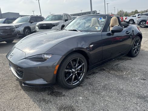 Used 2017 MAZDA MX-5 Miata Grand Touring image 12