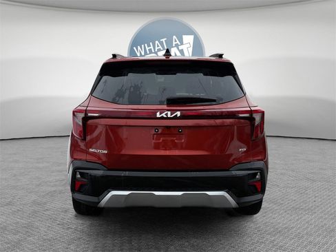Used 2024 Kia Seltos S image 5