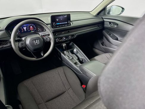 Used 2025 Honda Accord LX image 11