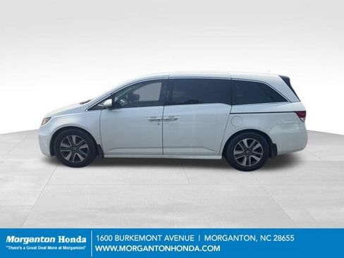 Used 2016 Honda Odyssey Touring Elite image 5