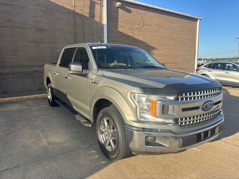Used 2020 Ford F150 XLT w/ Equipment Group 302A Luxury RWD image 3