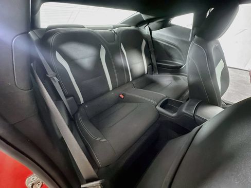 Used 2021 Chevrolet Camaro LT RWD image 11
