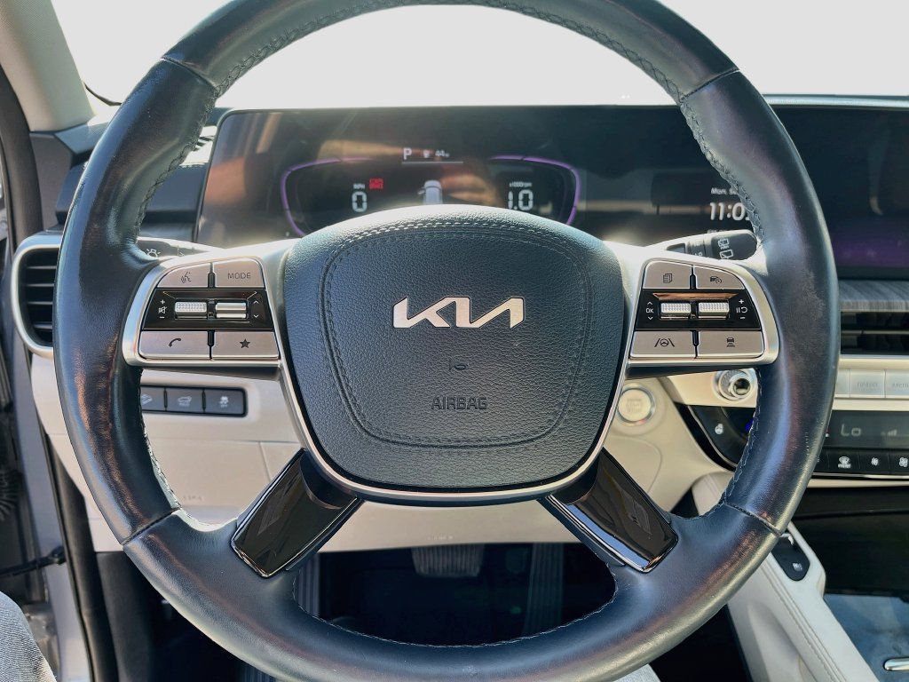 Used 2025 Kia Telluride EX AWD/4WD image 11