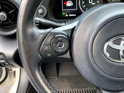 Certified 2023 Toyota GR86 image 18