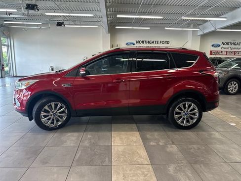 Used 2017 Ford Escape Titanium AWD/4WD image 15