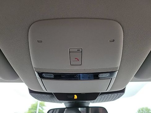 Used 2024 Nissan Ariya AWD image 24