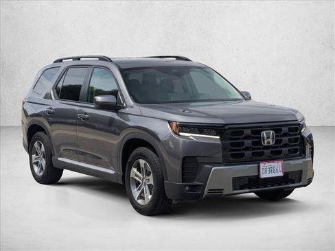 Used 2026 Honda Pilot EX-L image 3