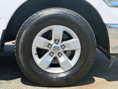 Used 2020 RAM 1500 Tradesman w/ Chrome Plus Package RWD image 3