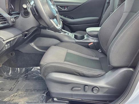 Used 2023 Subaru Outback Premium image 15