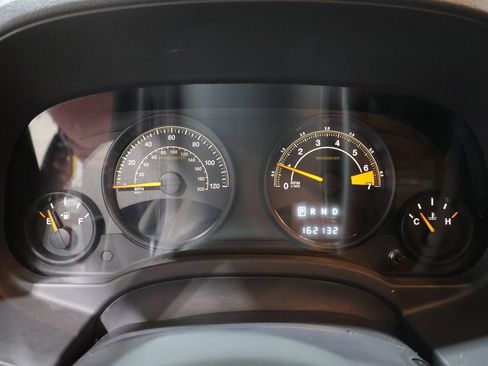 Used 2016 Jeep Compass Sport w/ Power Value Group FWD image 33