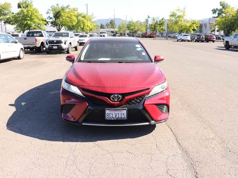 Used 2018 Toyota Camry XSE w/ Driver Assist Package FWD image 2