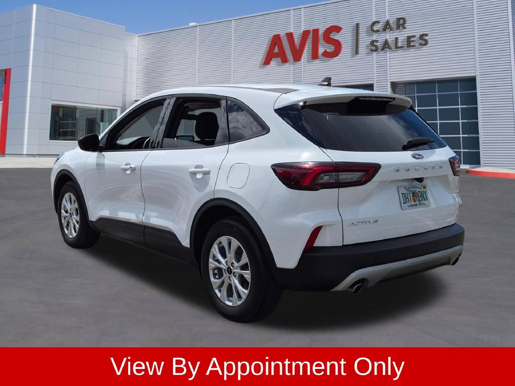 Used 2025 Ford Escape Active FWD image 9