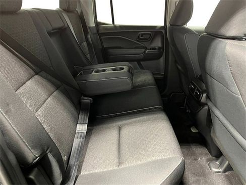 Used 2025 Honda Ridgeline Sport image 22