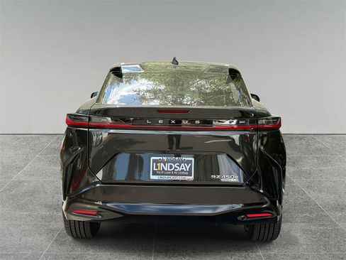 Used 2023 Lexus RZ 450e Premium image 11