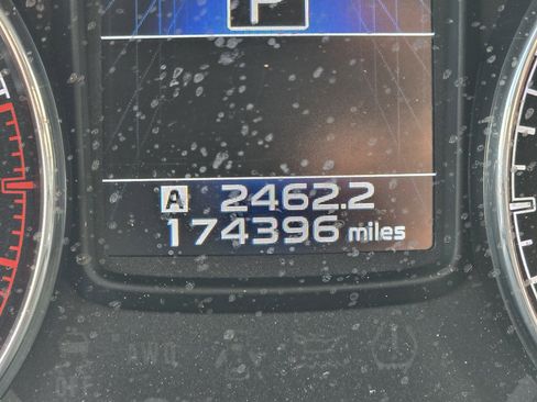 Used 2013 Subaru Outback 3.6R Limited image 25